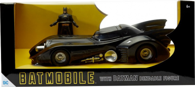 Avis aux fans de Batman : la meilleure réplique de la Batmobile