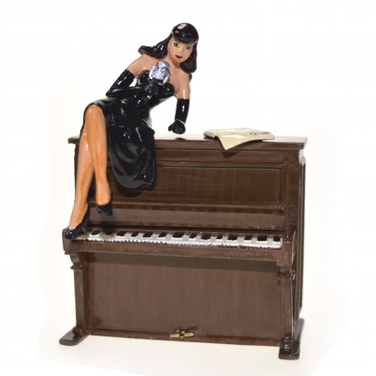 BOITE 1/4 LA PIN'UP SUR LE PIANO - principal