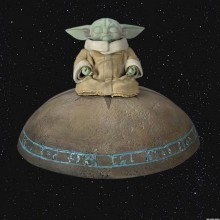 Star Wars figurine - Grogu summoning the force - The Mandalorian