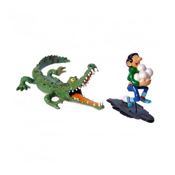 Figurine - Gaston being chased by a crocodile