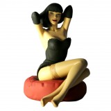 Figurine - Pin - Up number 6