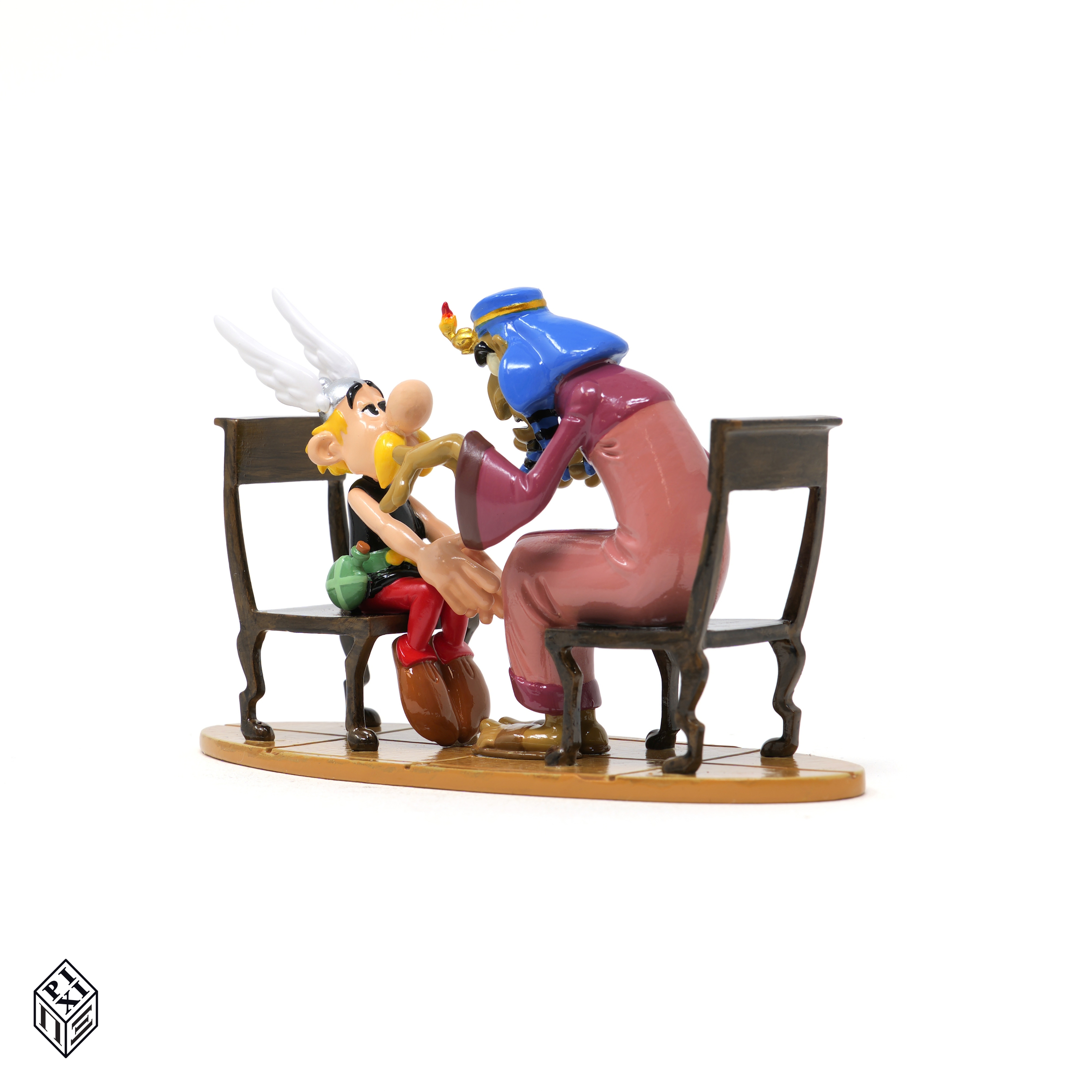 Figurine Pixi Astérix hypnotisé par le mage Iris - secondaire-4