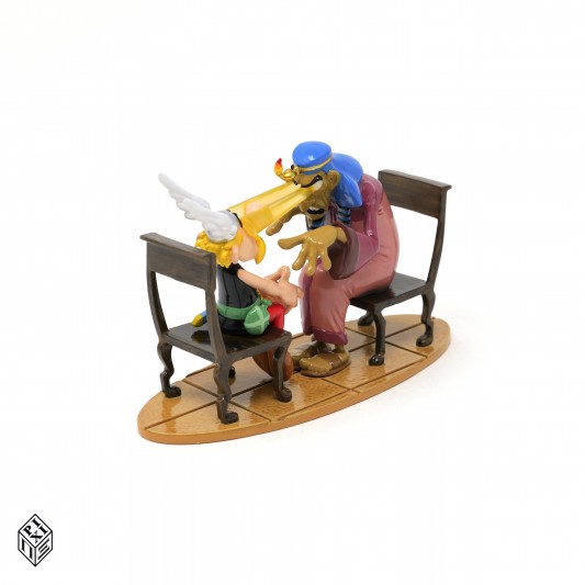 Figurine Pixi Astérix hypnotisé par le mage Iris - secondaire-6