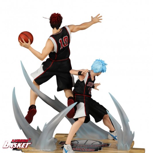 Figurine Tetsuya Kuroko & Taiga Kagami - Version maillot noir - secondaire-4