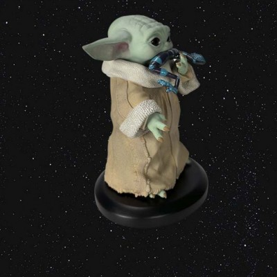 Figurine Star Wars - Grogu eating the Frog - The Mandalorian - secondaire-1