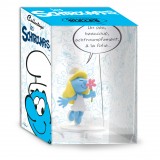 Figurine Smurfette, a little, a lot? (french)