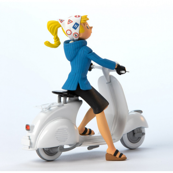 Figurine Seccotine sur son scooter