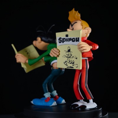 Figurine Maris Jothieu Gaston et Spirou lisent leur journal - secondaire-3