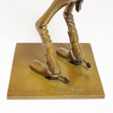 Bronze d'art Lucky Luke tirant plus vite que son ombre