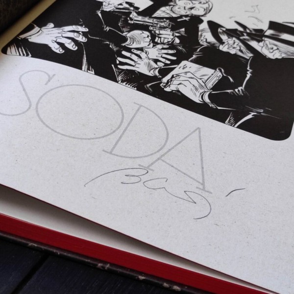 Luxury print, Soda, The bloody Pastor, Black & White