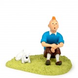 Figurine, Tintin assis dans l'herbe, l'ïle noire