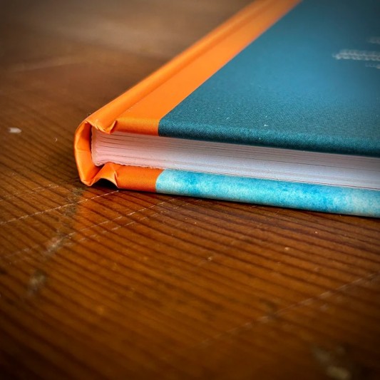 Tirage de luxe Garonne et Guitare - Le commando fantôme - Editions Black and White - secondaire-1